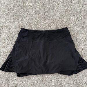 Lululemon Black Pleated Skirt